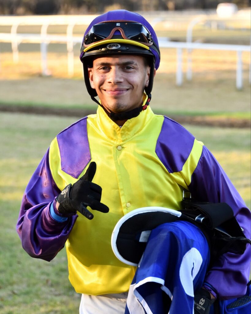JEFFERY SYSTER RIDES CALANTHA IN RACE 7 AT THE VAAL ON TUESDAY