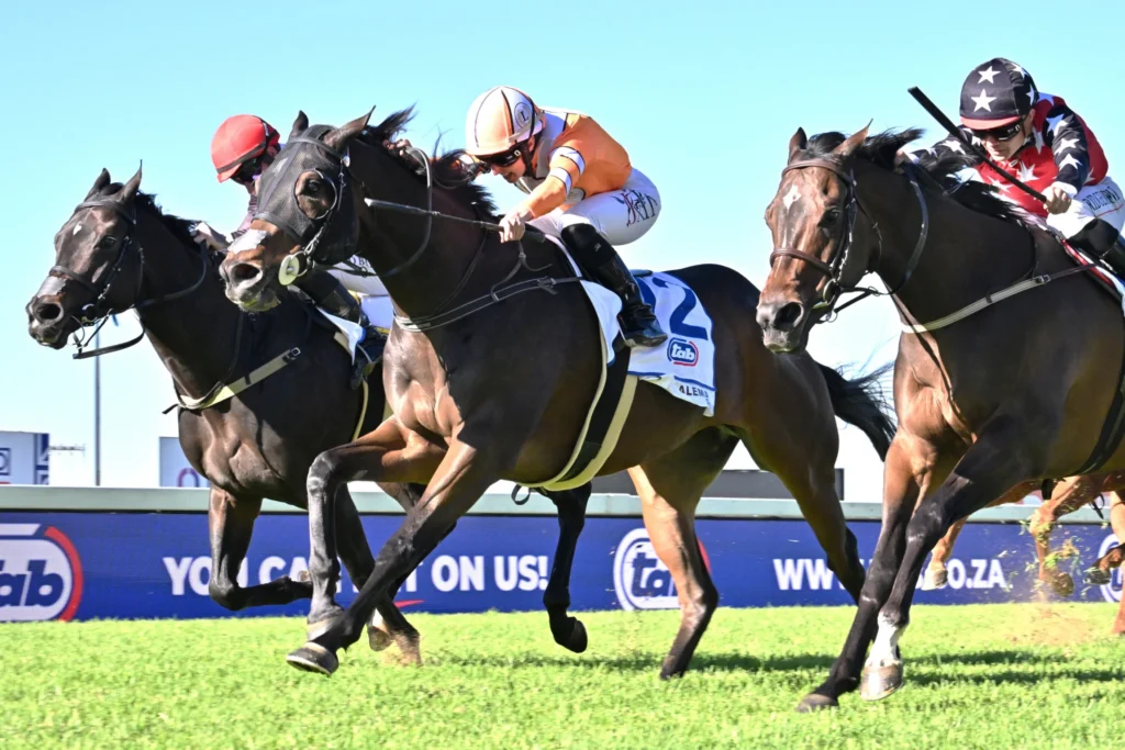 Tarry, Zackey star in Championships Finale