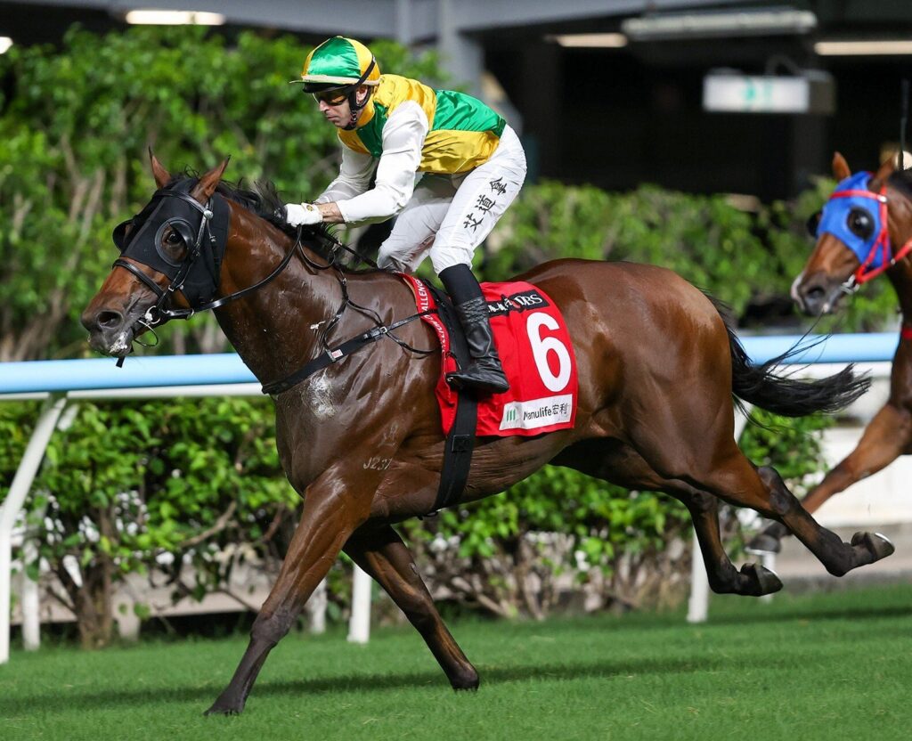 STORMING DRAGON Picture: HKJC