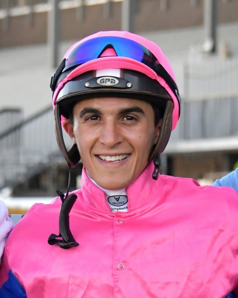 A double dream for De Melo