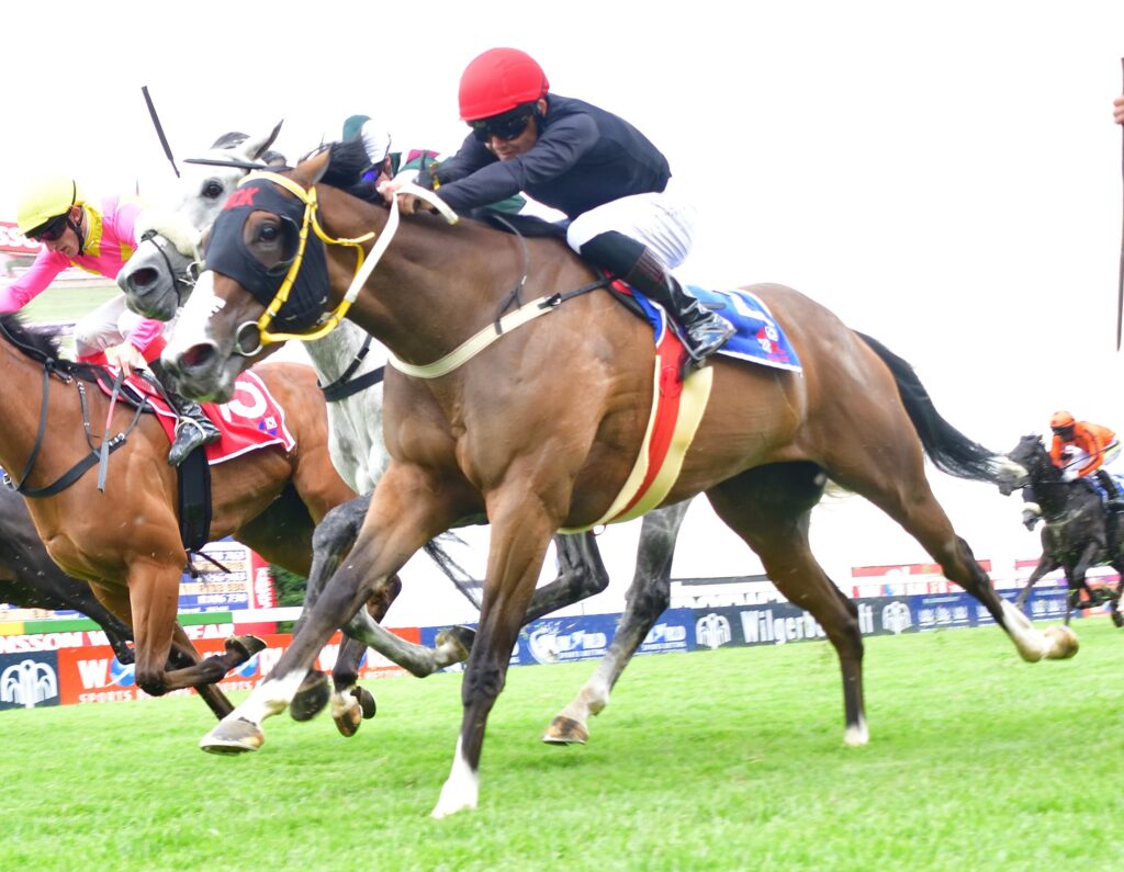 Bess best in Sycamore Sprint