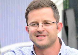 De Kock saddles 2 at Geelong