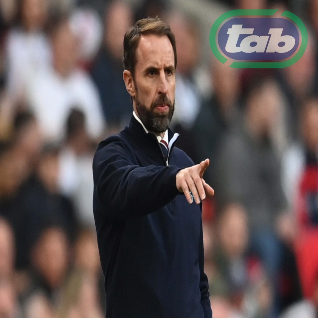 England, Italy in tough start to qualifying campaign