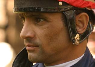 Gijimaz look to pull back GTH deficit