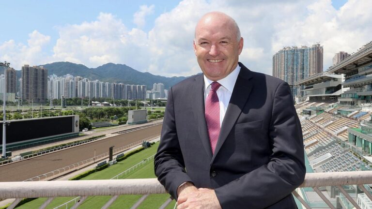 Gold looks mighty at Happy Valley