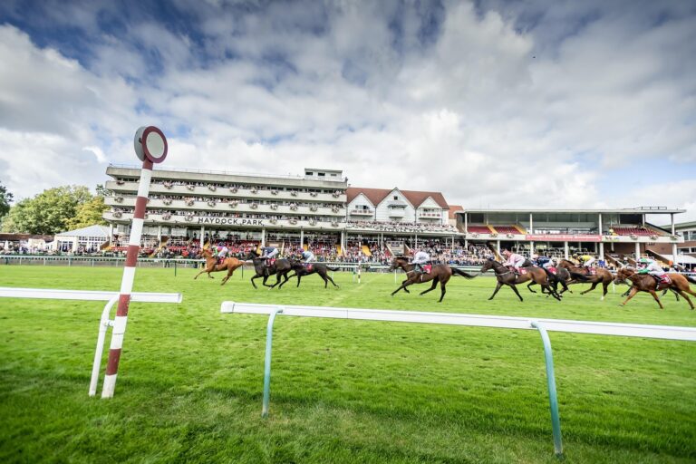 Grant Wood looks picture-perfect at Haydock