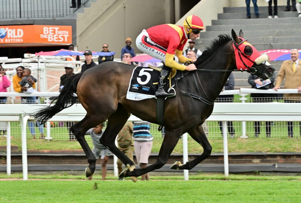 Janse van Vuuren king of the Charity Mile