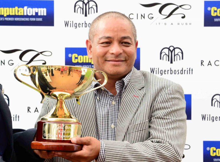 Marwing pair are looking hot