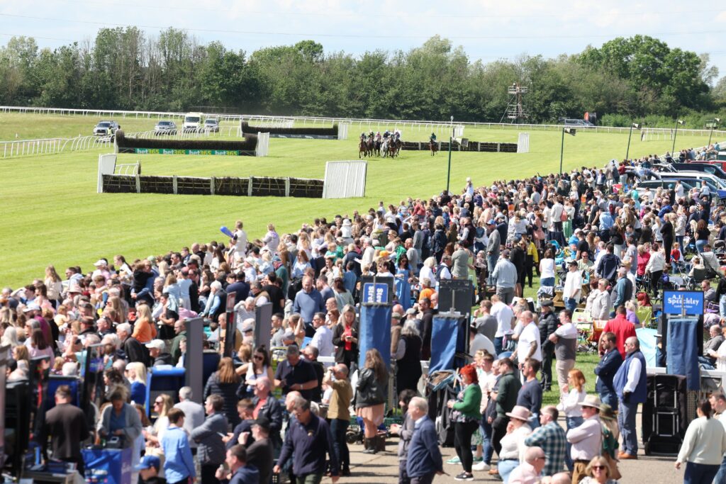 Palladium to show is worth on hurdles bow