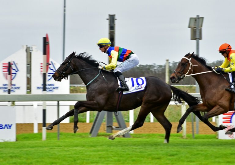 Seven for Smith, but Kotzen bags the big one