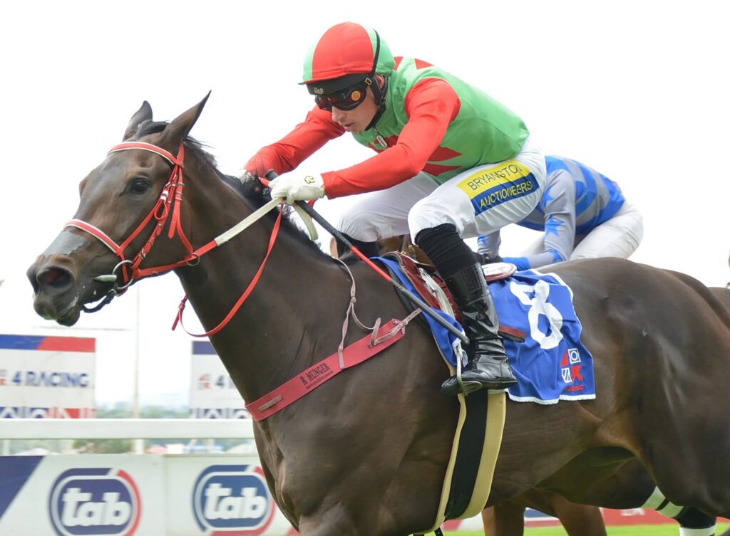 Tarry coupling head up Vaal Graduation