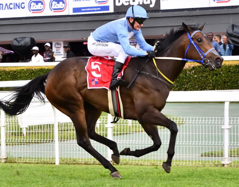Tarry, Crawford to fight out Vaal sprint