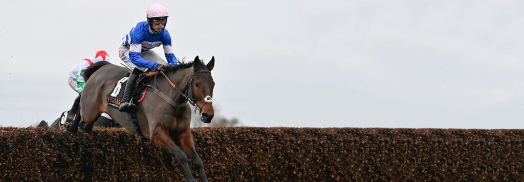 TELLHERTHENAME TAKES THE EYE AT HUNTINGDON