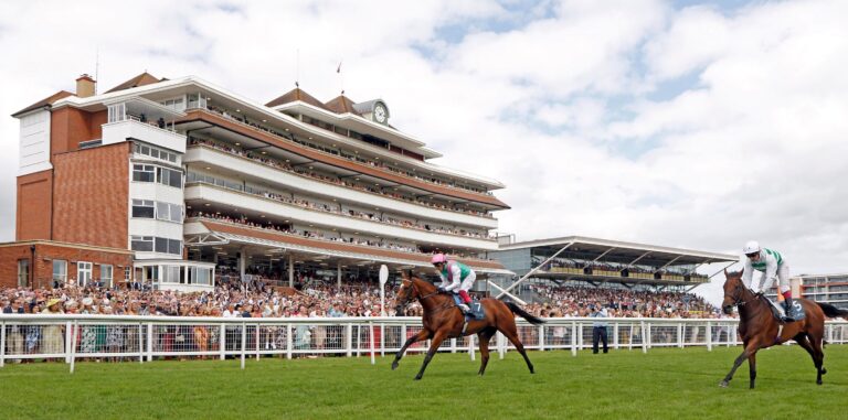 Thanksforthehelp to aid his Newbury supporters